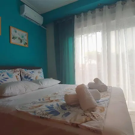 Travellers House * Volos